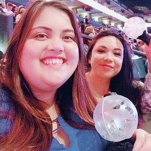 Meet your Posher, Alexandra